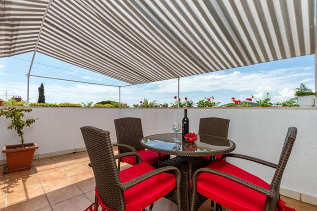 Apartment Palm Penthouse Terrace Split Exterior foto