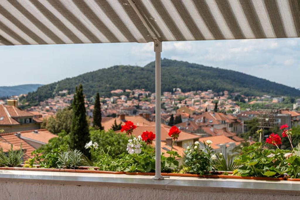 Apartment Palm Penthouse Terrace Split Exterior foto