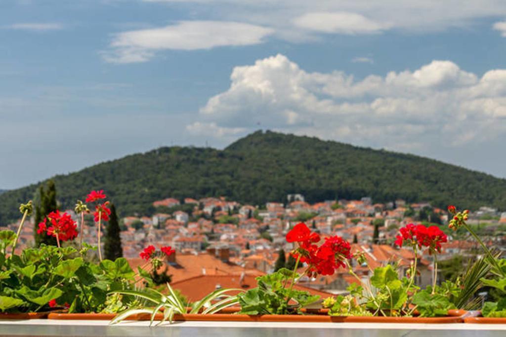 Apartment Palm Penthouse Terrace Split Exterior foto